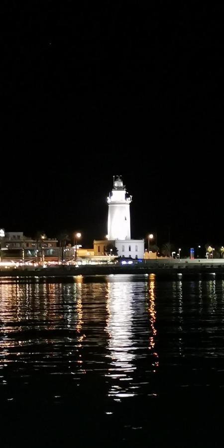 Encantador Bajo En Малага Экстерьер фото